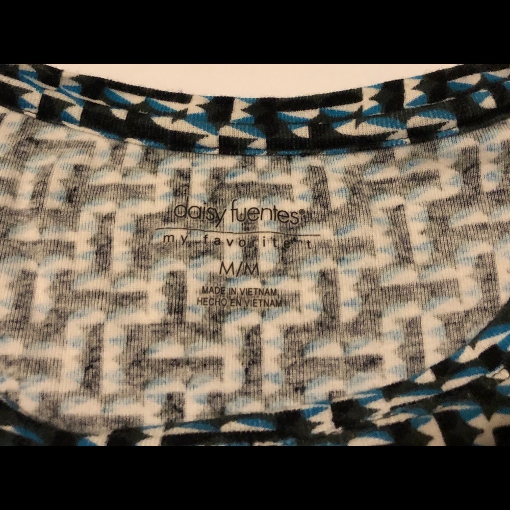 Top - Picture 2 of 3